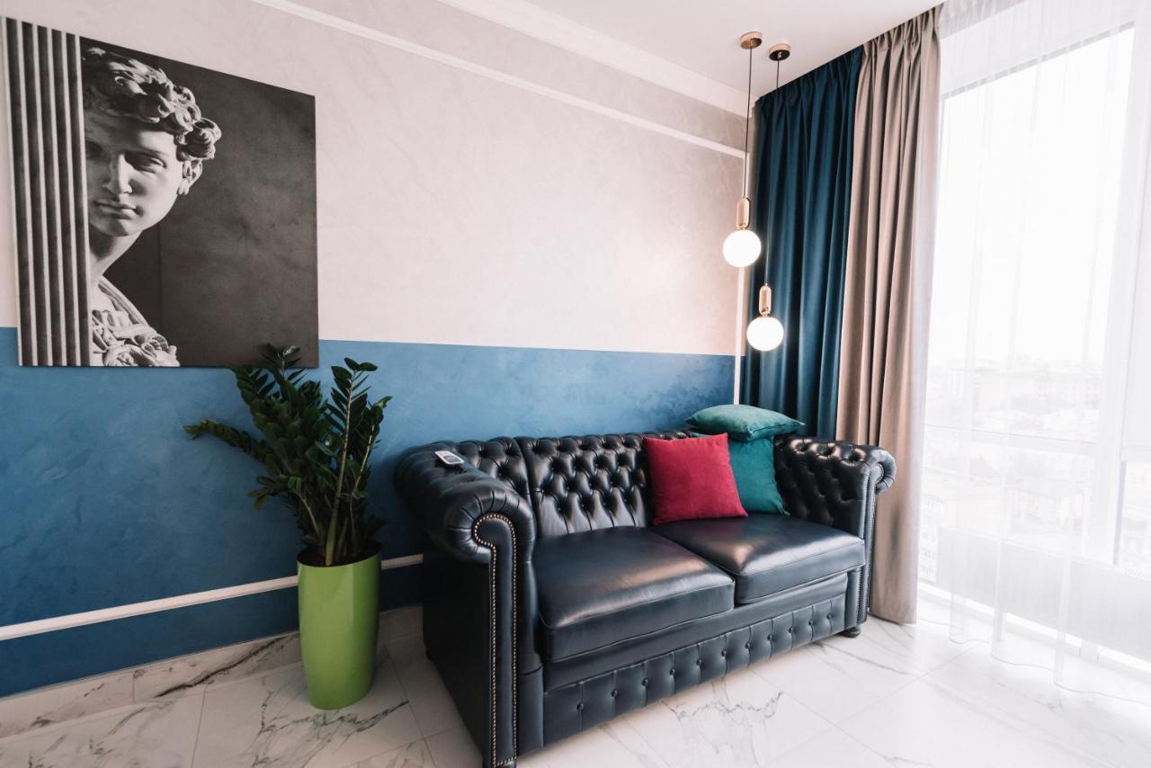 Royal Tower Vip Smart Apartments 3 Kyiv Exterior photo